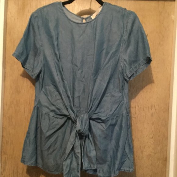 Michael Kors Chambray tie front short sleeve blouse - Picture 1 of 5